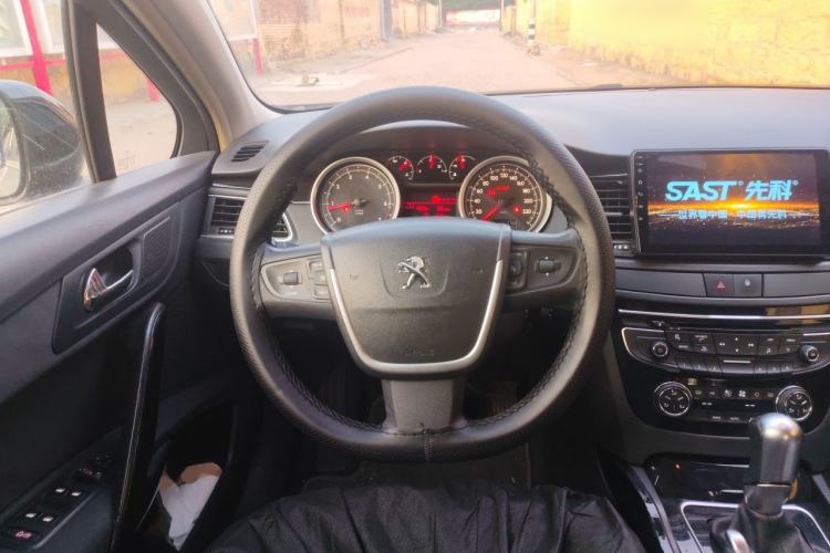 Used Peugeot 508 2013 2.0L 2nd Anniversary Edition with Automatic Sunroof – Classic Version Steering Wheel