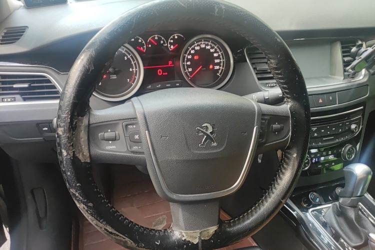 Used Peugeot 508 2013 2.0L 2nd Anniversary Edition with Automatic Sunroof – Classic Version Steering Wheel