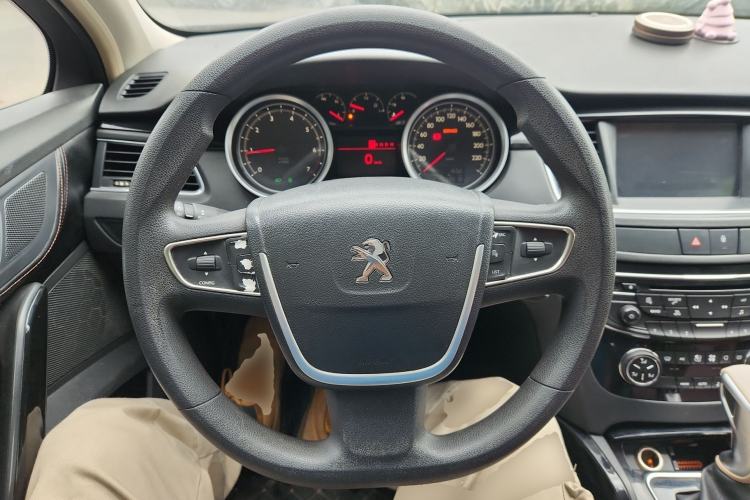 Used Peugeot 508 2013 2.0L 2nd Anniversary Edition with Automatic Sunroof – Classic Version Steering Wheel