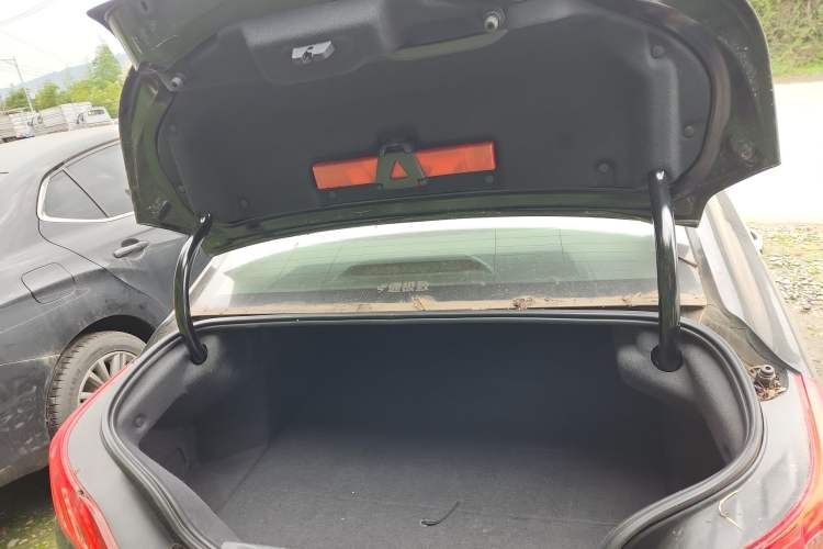 Used Peugeot 508 2013 2.0L 2nd Anniversary Edition with Automatic Sunroof – Classic Version Trunk