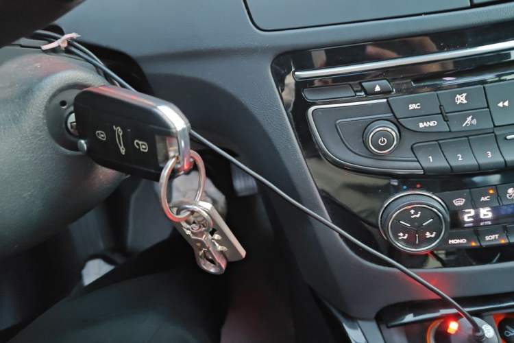 Used Peugeot 508 2013 2.0L 2nd Anniversary Edition Automatic Smart Enjoyment Version Vehicle Key