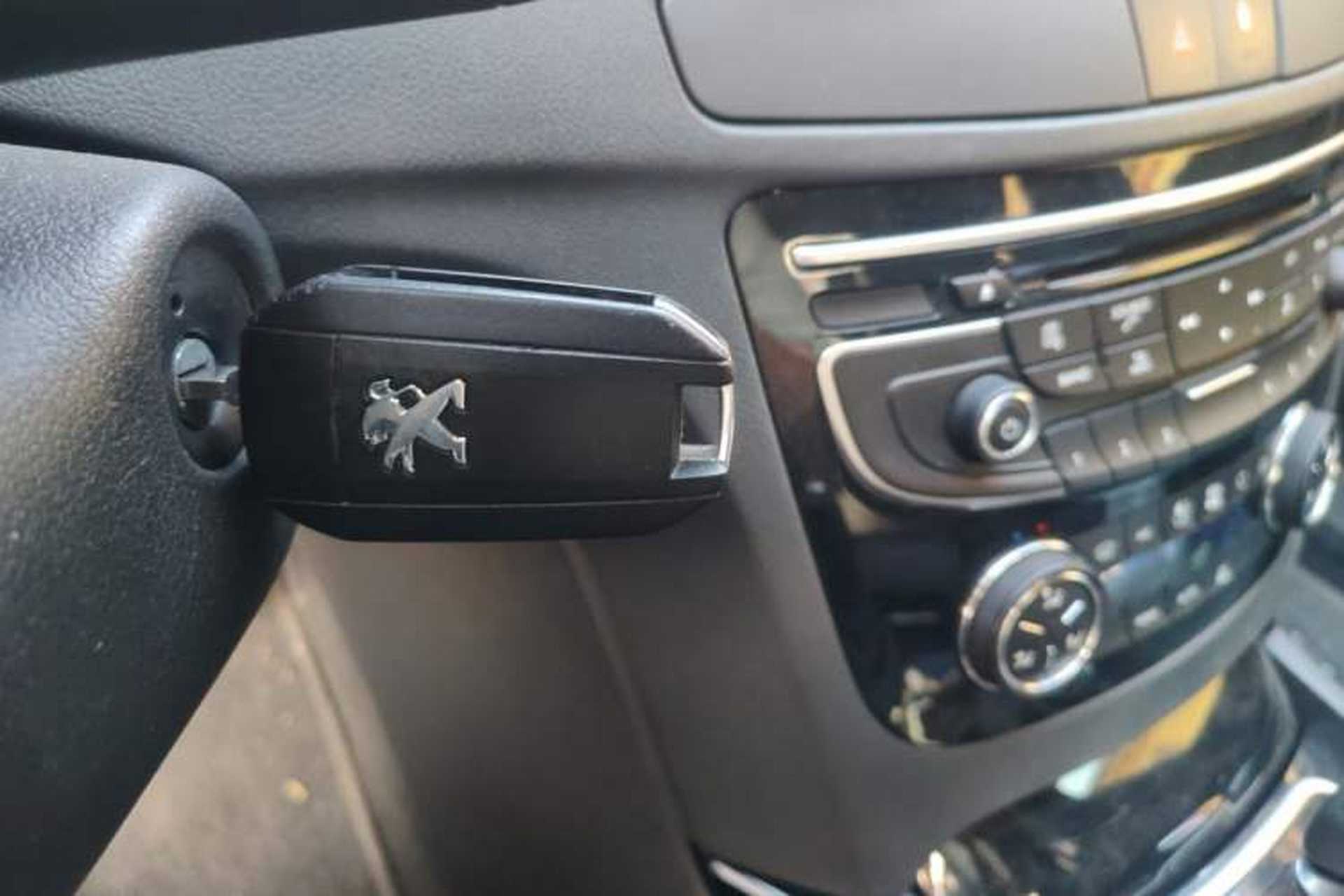 Used Peugeot 508 2013 2.0L 2nd Anniversary Edition with Automatic Sunroof – Classic Version Vehicle Key