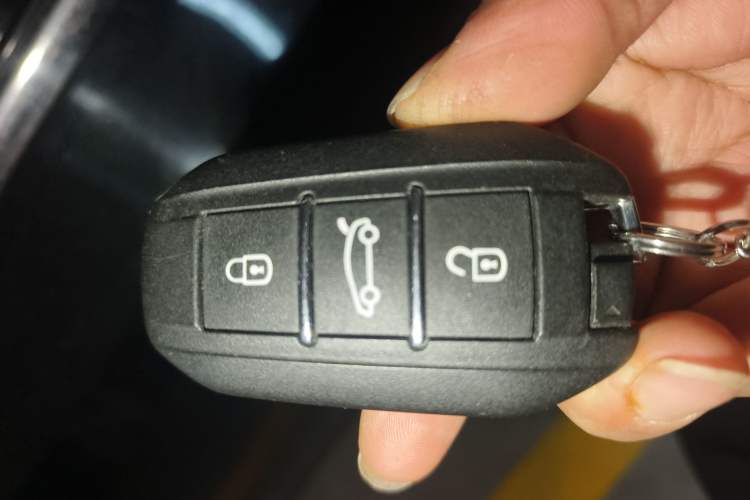 Used Peugeot 508 2013 2.3L Roland Garros Edition Vehicle Key