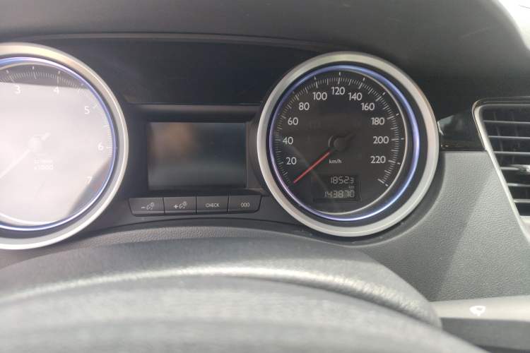 Used Peugeot 508 2013 2.3L 2nd Anniversary Automatic Smart Edition Odometer Close Up