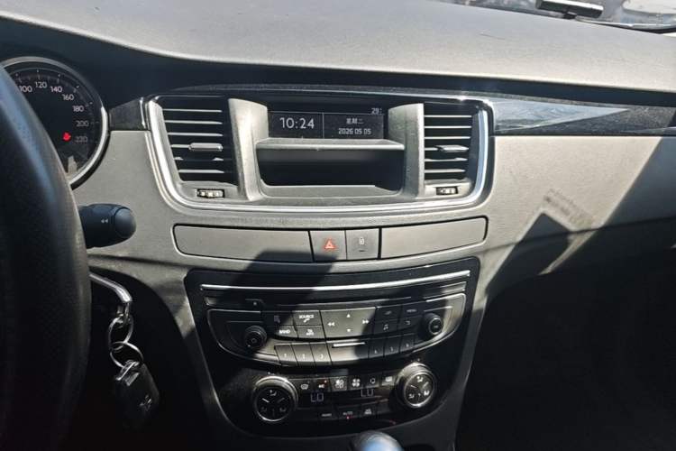 Used Peugeot 508 2013 2.0L 2nd Anniversary Edition with Automatic Sunroof – Classic Version Audio And AC Panel