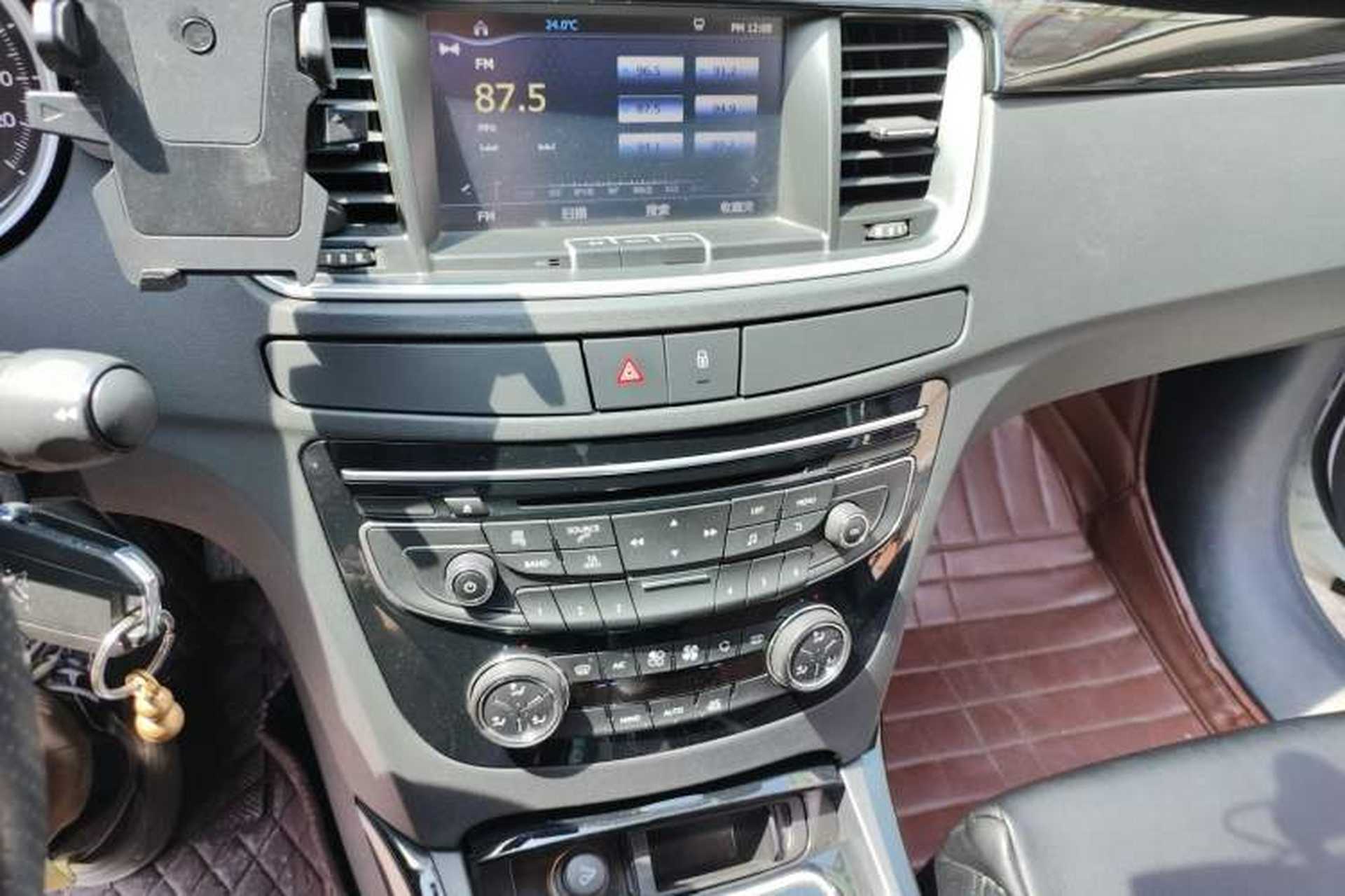 Used Peugeot 508 2013 2.0L 2nd Anniversary Edition with Automatic Sunroof – Classic Version Audio And AC Panel