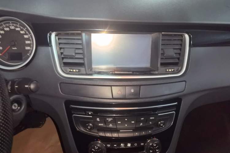 Used Peugeot 508 2013 2.0L 2nd Anniversary Edition with Automatic Sunroof – Classic Version Audio And AC Panel