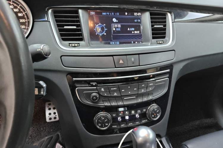 Used Peugeot 508 2013 2.0L 2nd Anniversary Edition Automatic Smart Enjoyment Version Audio And AC Panel