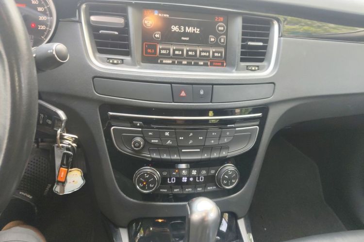 Used Peugeot 508 2013 2.0L 2nd Anniversary Edition Automatic Smart Enjoyment Version Audio And AC Panel