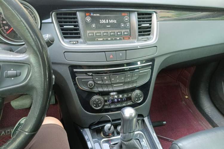Used Peugeot 508 2013 2.0L 2nd Anniversary Edition Automatic Smart Enjoyment Version Audio And AC Panel