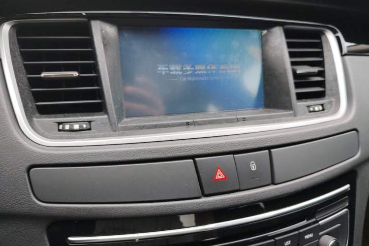 Used Peugeot 508 2013 2.0L 2nd Anniversary Edition with Automatic Sunroof – Classic Version Audio And AC Panel