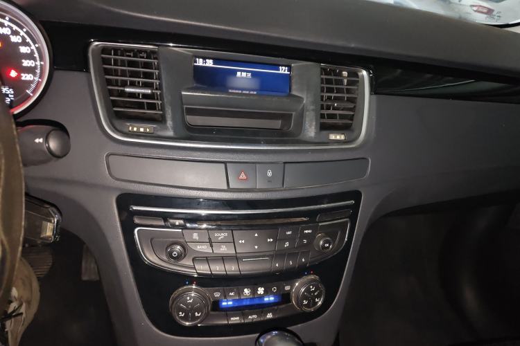 Used Peugeot 508 2013 2.0L 2nd Anniversary Edition with Automatic Sunroof – Classic Version Audio And AC Panel