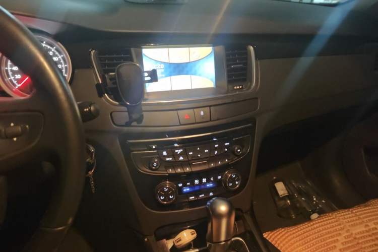 Used Peugeot 508 2013 2.0L 2nd Anniversary Edition with Automatic Sunroof – Classic Version Audio And AC Panel