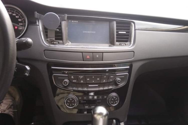 Used Peugeot 508 2013 2.0L 2nd Anniversary Edition with Automatic Sunroof – Classic Version Audio And AC Panel
