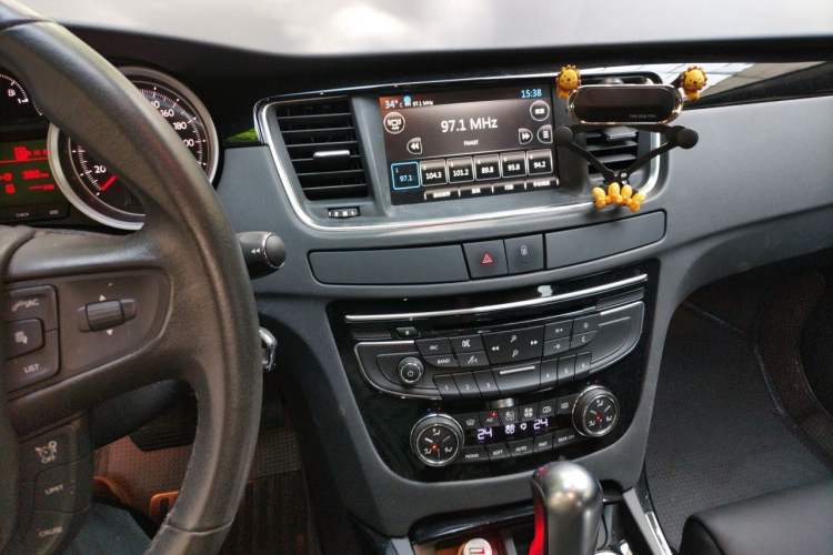 Used Peugeot 508 2013 2.0L 2nd Anniversary Edition Automatic Smart Enjoyment Version Audio And AC Panel