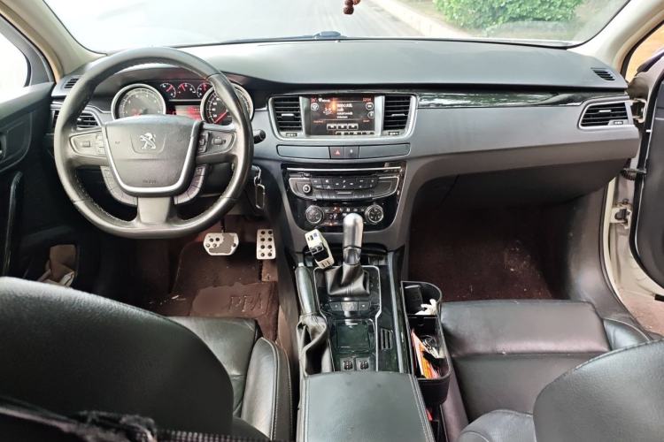 Used Peugeot 508 2013 2.0L 2nd Anniversary Edition Automatic Smart Enjoyment Version Center Console
