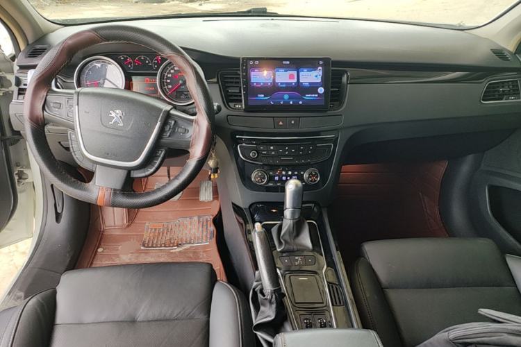 Used Peugeot 508 2013 2.0L 2nd Anniversary Edition Automatic Smart Enjoyment Version Center Console