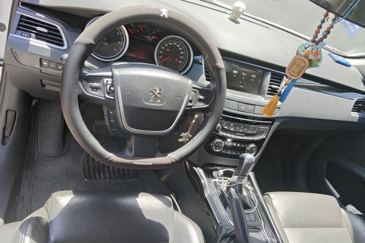 Used Peugeot 508 2013 2.0L 2nd Anniversary Edition Automatic Smart Enjoyment Version Center Console