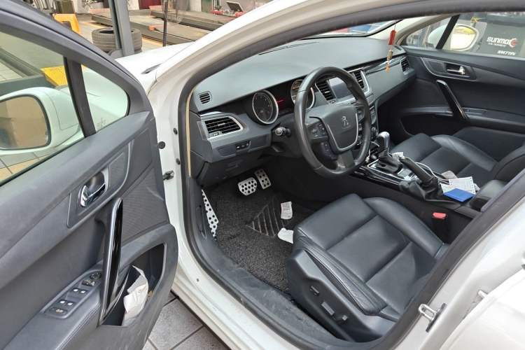 Used Peugeot 508 2013 2.0L 2nd Anniversary Edition Automatic Smart Enjoyment Version Driver Seat