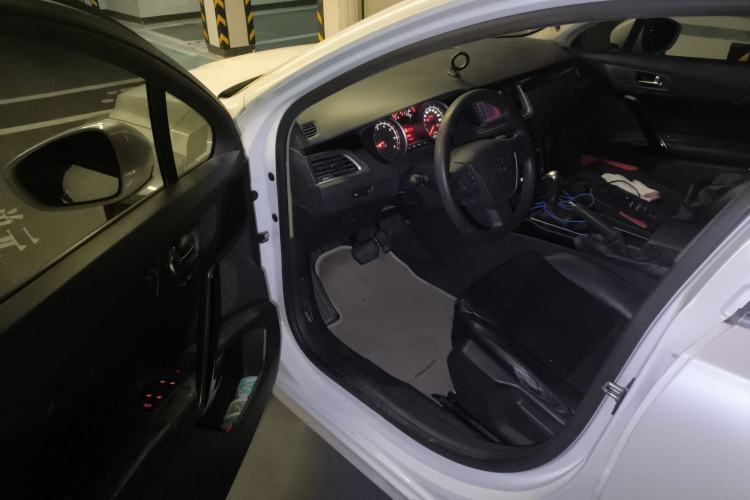 Used Peugeot 508 2013 2.0L 2nd Anniversary Edition with Automatic Sunroof – Classic Version Driver Seat