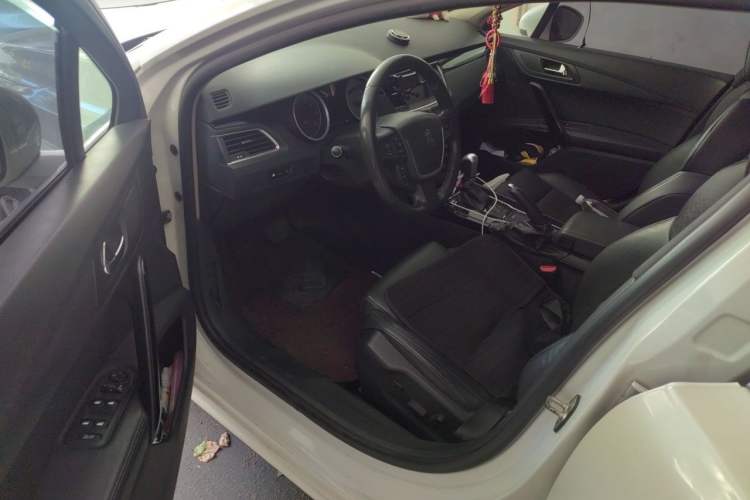 Used Peugeot 508 2013 2.0L 2nd Anniversary Edition Automatic Smart Enjoyment Version Driver Seat