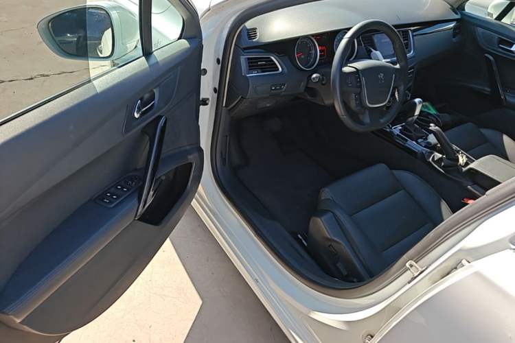 Used Peugeot 508 2013 2.0L 2nd Anniversary Edition Automatic Smart Enjoyment Version Driver Seat
