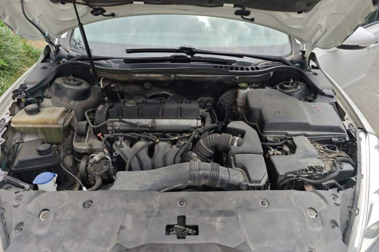 Used Peugeot 508 2013 2.0L 2nd Anniversary Edition Automatic Smart Enjoyment Version Engine Bay