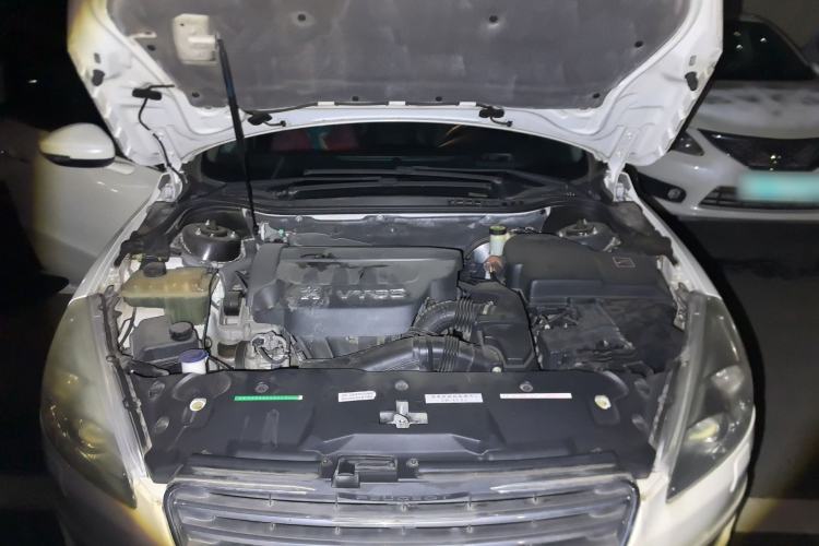 Used Peugeot 508 2013 2.3L Roland Garros Edition Engine Bay
