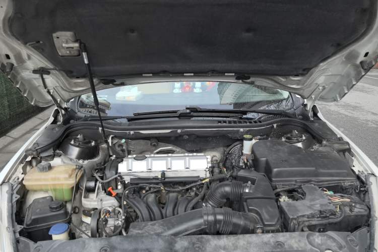 Used Peugeot 508 2013 2.0L 2nd Anniversary Edition with Automatic Sunroof – Classic Version Engine Bay