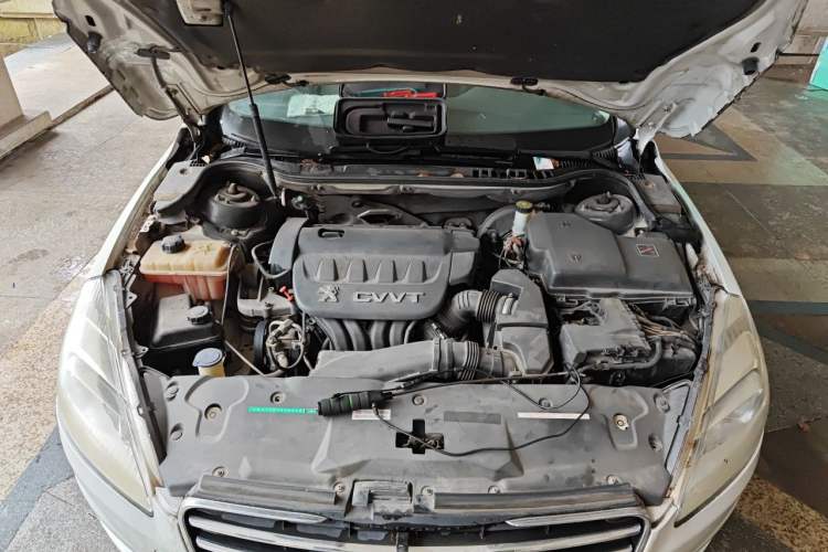 Used Peugeot 508 2013 2.0L 2nd Anniversary Edition with Automatic Sunroof – Classic Version Engine Bay