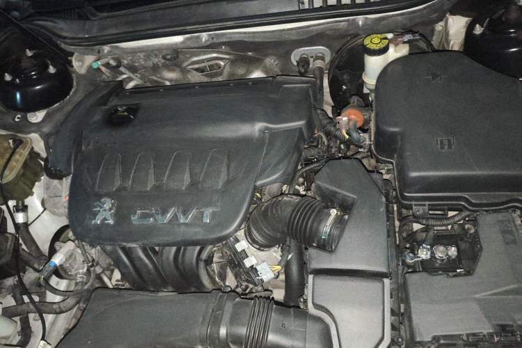 Used Peugeot 508 2013 2.0L 2nd Anniversary Edition with Automatic Sunroof – Classic Version Engine Bay