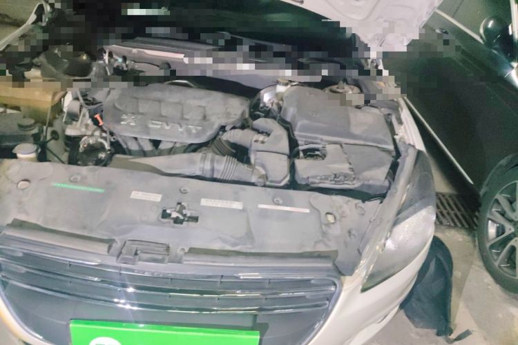 Used Peugeot 508 2013 2.0L 2nd Anniversary Edition with Automatic Sunroof – Classic Version Engine Bay Left