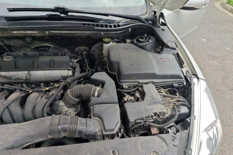 Used Peugeot 508 2013 2.0L 2nd Anniversary Edition Automatic Smart Enjoyment Version Engine Bay Left