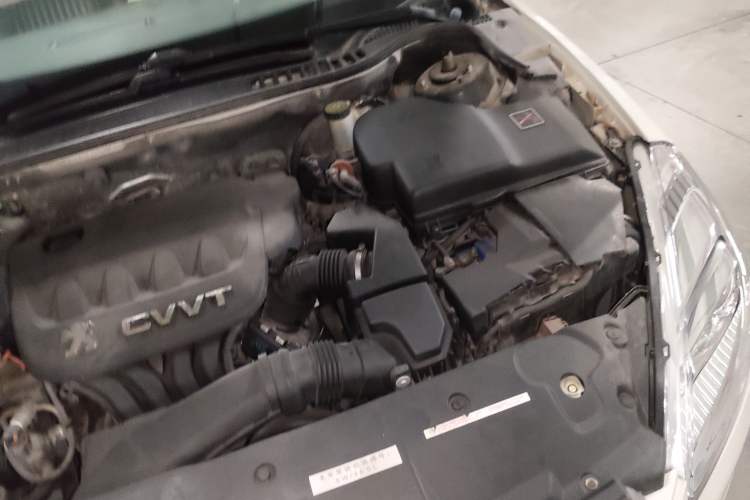 Used Peugeot 508 2013 2.0L 2nd Anniversary Edition with Automatic Sunroof – Classic Version Engine Bay Left