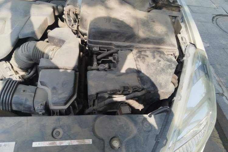 Used Peugeot 508 2013 2.0L 2nd Anniversary Edition with Automatic Sunroof – Classic Version Engine Bay Left