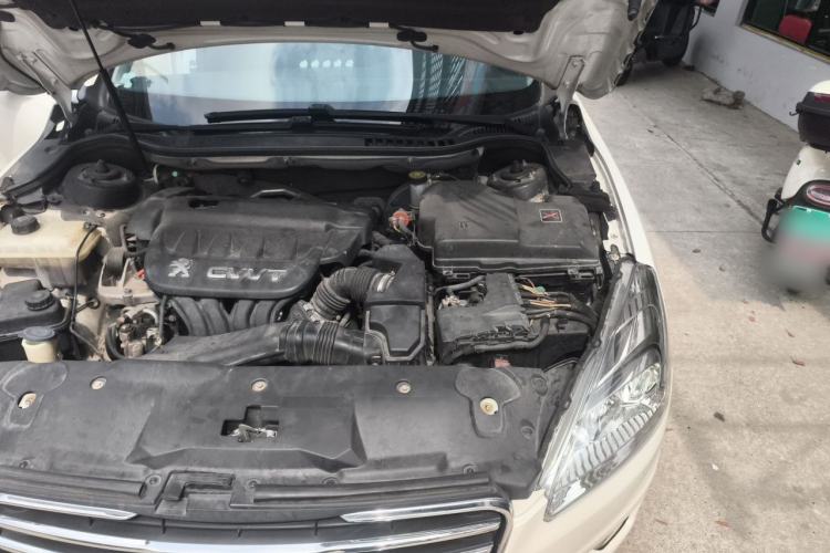 Used Peugeot 508 2013 2.0L 2nd Anniversary Edition with Automatic Sunroof – Classic Version Engine Bay Left