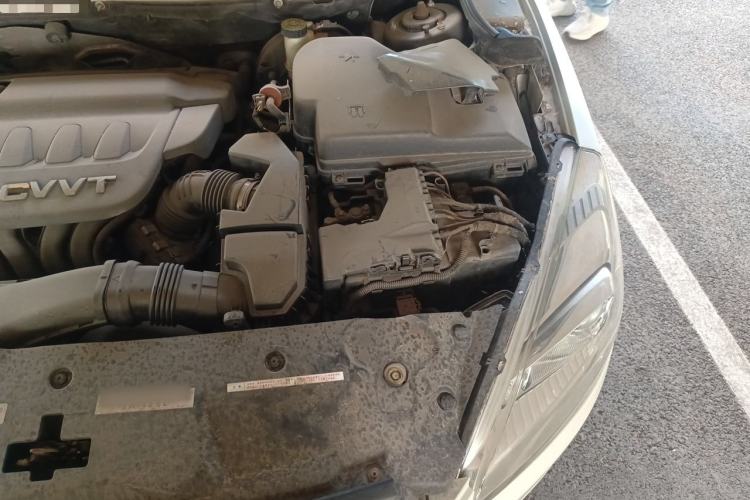 Used Peugeot 508 2013 2.0L 2nd Anniversary Edition with Automatic Sunroof – Classic Version Engine Bay Left