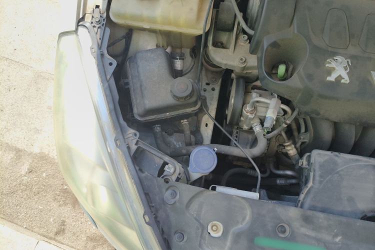 Used Peugeot 508 2013 2.3L Roland Garros Edition Engine Bay Right