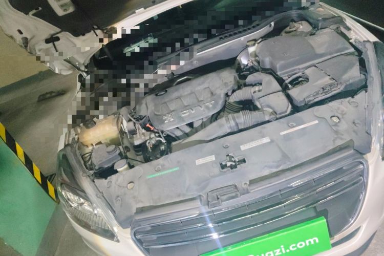 Used Peugeot 508 2013 2.0L 2nd Anniversary Edition with Automatic Sunroof – Classic Version Engine Bay Right