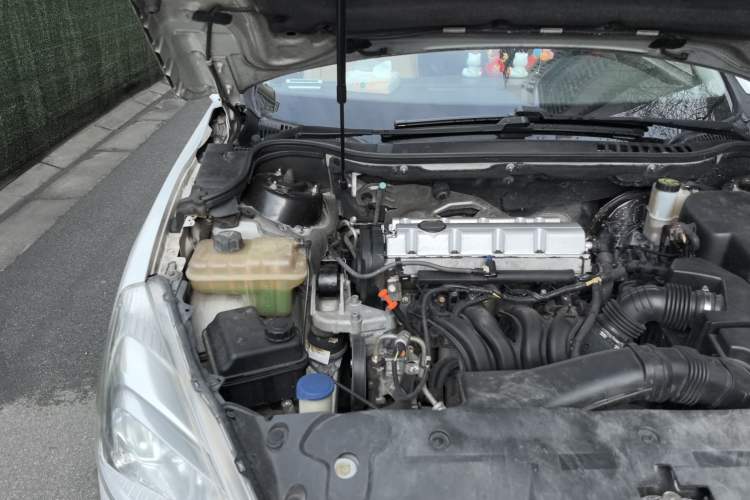 Used Peugeot 508 2013 2.0L 2nd Anniversary Edition with Automatic Sunroof – Classic Version Engine Bay Right