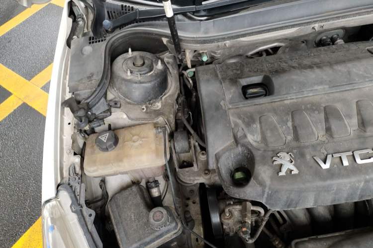 Used Peugeot 508 2013 2.3L Roland Garros Edition Engine Bay Right