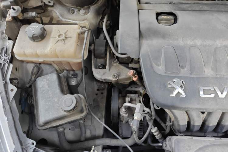 Used Peugeot 508 2013 2.0L 2nd Anniversary Edition Automatic Smart Enjoyment Version Engine Bay Right