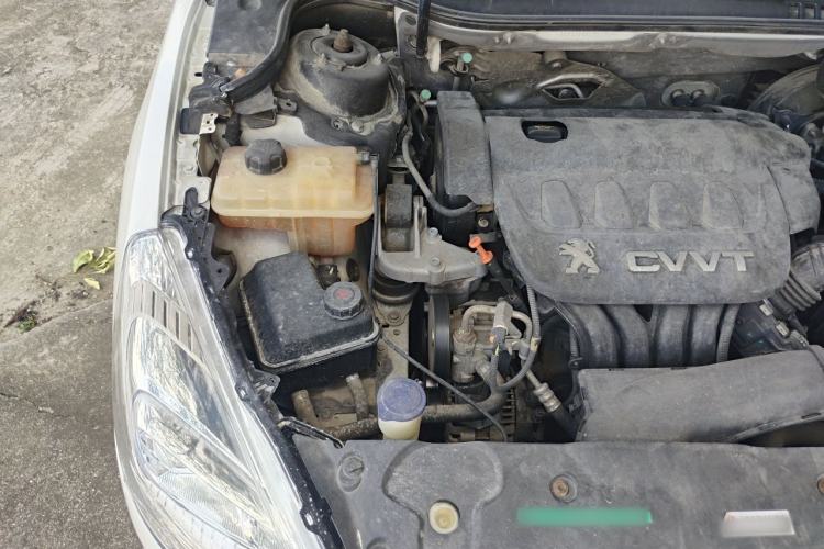 Used Peugeot 508 2013 2.0L 2nd Anniversary Edition with Automatic Sunroof – Classic Version Engine Bay Right