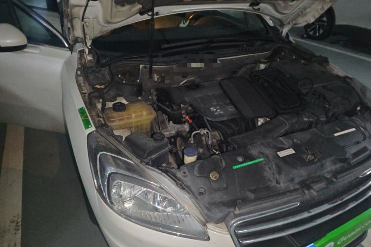 Used Peugeot 508 2013 2.0L 2nd Anniversary Edition with Automatic Sunroof – Classic Version Engine Bay Right