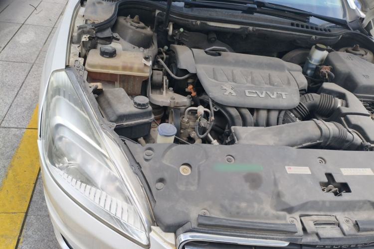 Used Peugeot 508 2013 2.0L 2nd Anniversary Edition with Automatic Sunroof – Classic Version Engine Bay Right