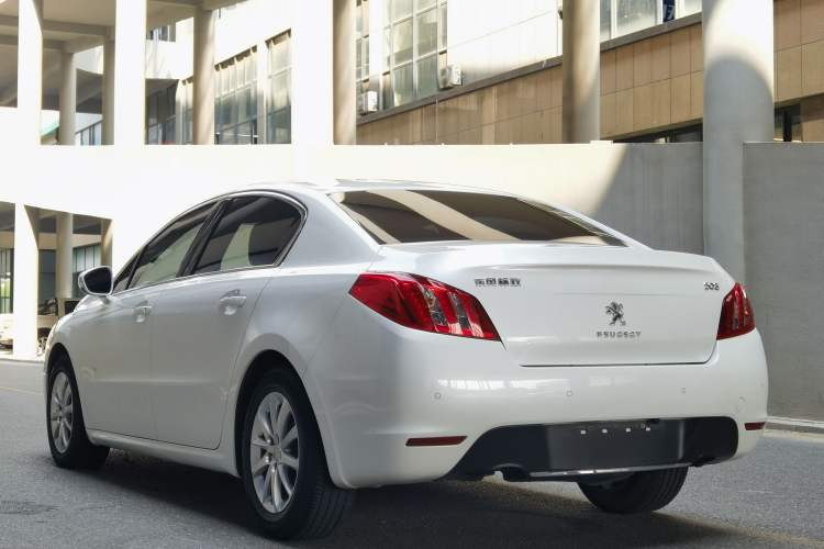 Used Peugeot 508 2013 2.0L 2nd Anniversary Edition with Automatic Sunroof – Classic Version Exterior 2