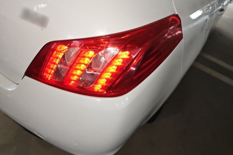 Used Peugeot 508 2013 2.0L 2nd Anniversary Edition with Automatic Sunroof – Classic Version Exterior 6