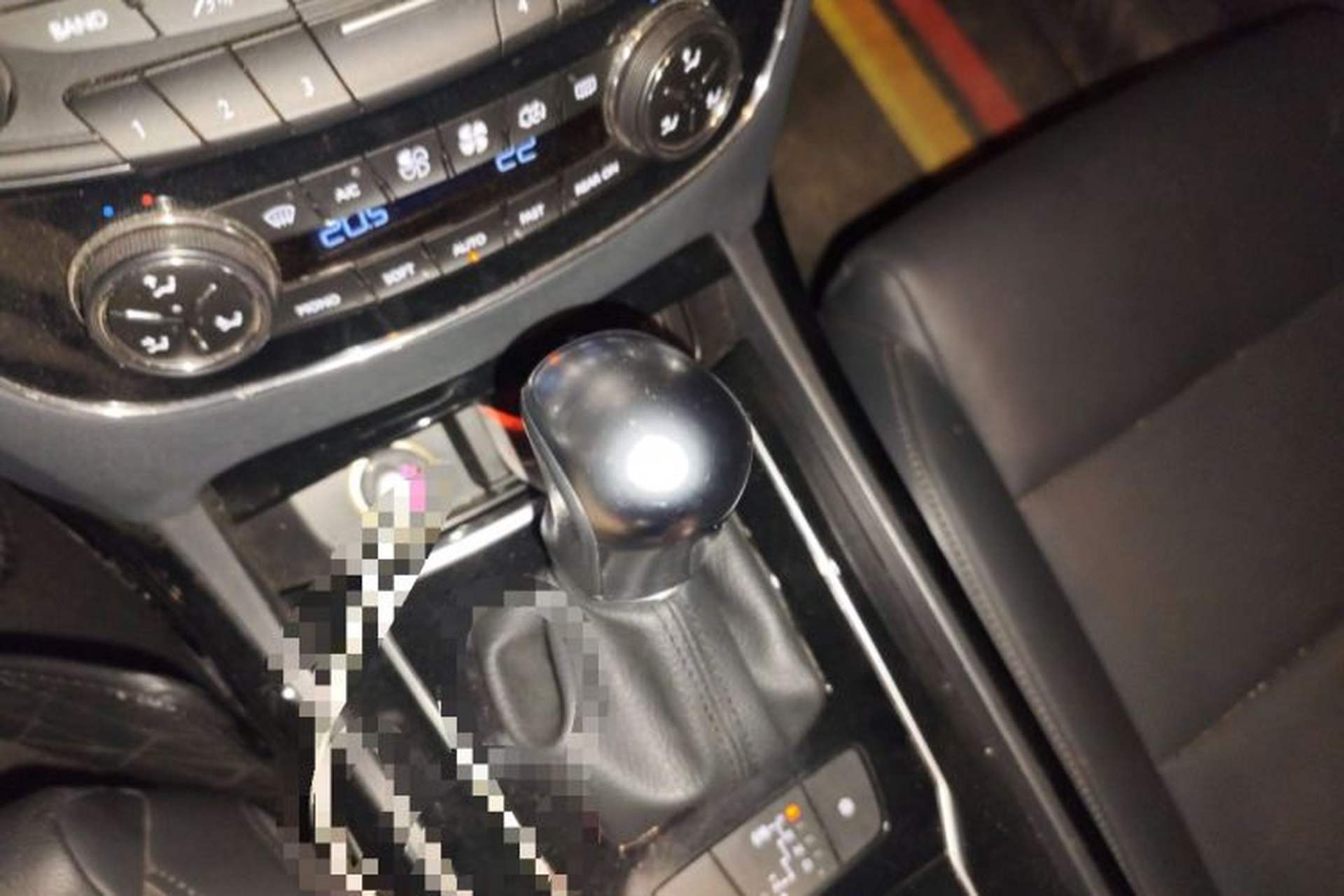 Used Peugeot 508 2013 2.0L 2nd Anniversary Edition Automatic Smart Enjoyment Version Gear Lever
