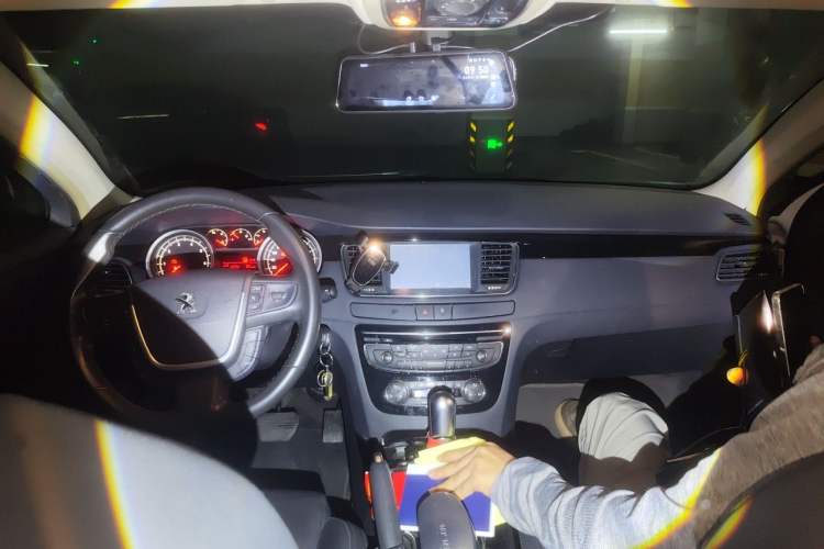 Used Peugeot 508 2013 2.0L 2nd Anniversary Edition with Automatic Sunroof – Classic Version Headliner