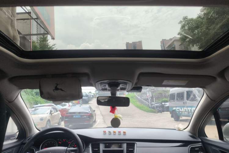 Used Peugeot 508 2013 2.0L 2nd Anniversary Edition with Automatic Sunroof – Classic Version Headliner